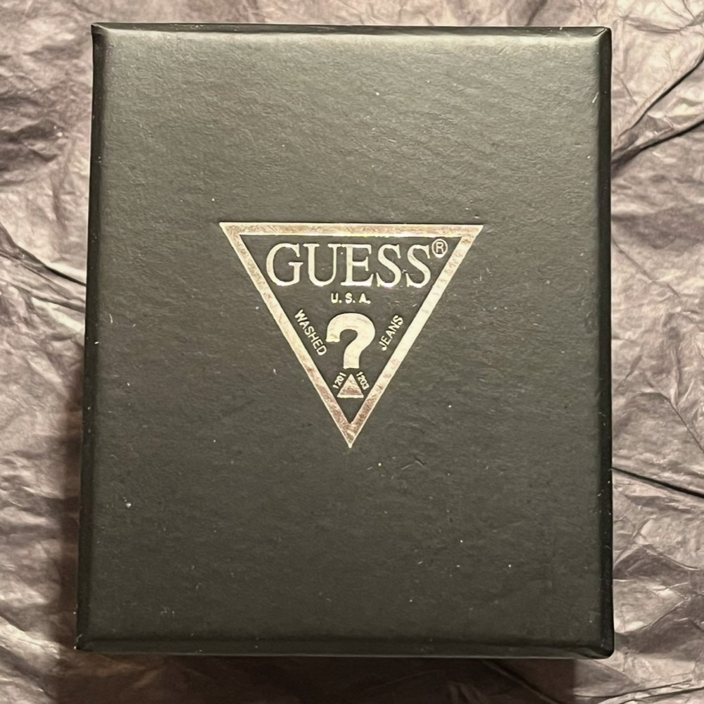 Guess- Vintage Y2K Silver Sparkly Holographic Band W/Crystal Details - Picture 9 of 9
